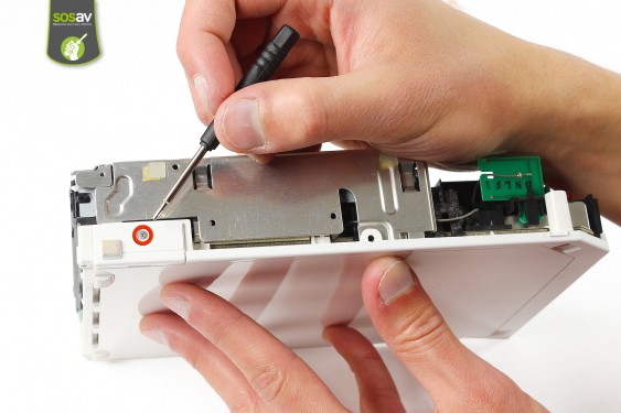 Guide photos remplacement câble d'alimentation du lecteur dvd Nintendo Wii (Etape 12 - image 1)