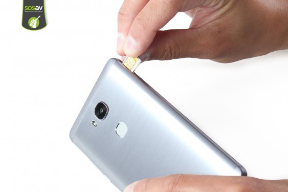 Guide photos remplacement nappe de liaison connecteur de charge  (Etape 4 - image 3)