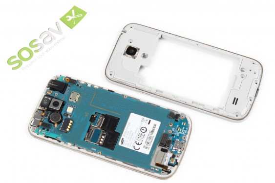 Guide photos remplacement bouton power Samsung Galaxy S4 mini (Etape 11 - image 4)