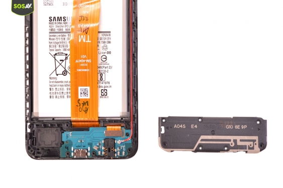 Guide photos remplacement haut parleur externe Galaxy A04s (Etape 8 - image 3)