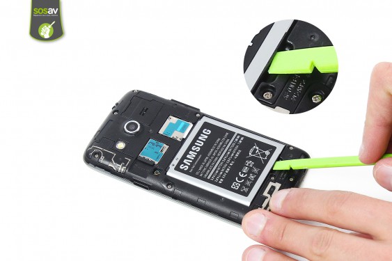 Guide photos remplacement lecteur carte sim et microsd Samsung Galaxy Core 4G (Etape 3 - image 1)
