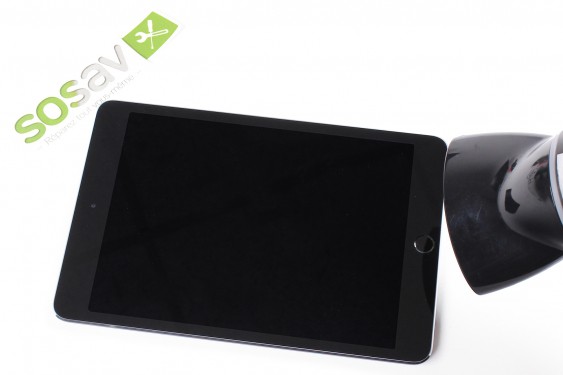 Guide photos remplacement vitre tactile et bouton home iPad Mini 3 WIFi (Etape 2 - image 1)