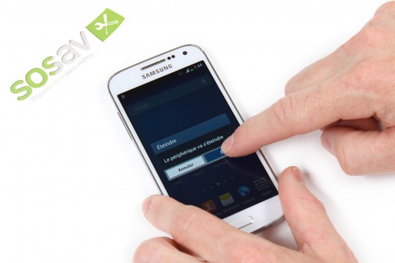 Guide photos remplacement lecteur de carte sim/sd Samsung Galaxy S4 mini (Etape 1 - image 3)