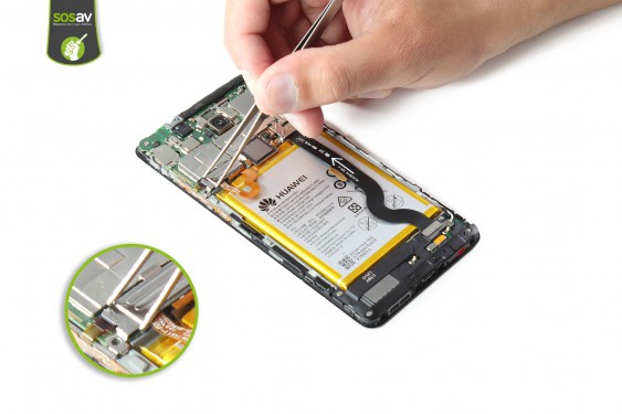 Guide photos remplacement nappe de liaison connecteur de charge  (Etape 13 - image 1)