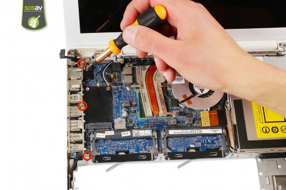 Guide photos remplacement connecteur d'alimentation magsafe Macbook Core 2 Duo (A1181 / EMC2200) (Etape 14 - image 1)