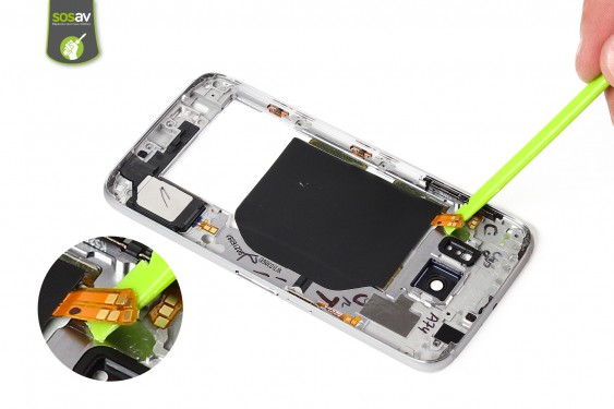 Guide photos remplacement nappe nfc / chargeur à induction Samsung Galaxy S6 (Etape 9 - image 2)