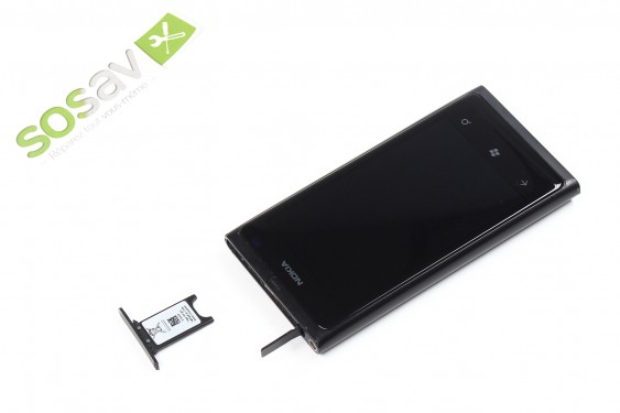 Guide photos remplacement tiroir sim Lumia 800 (Etape 5 - image 1)
