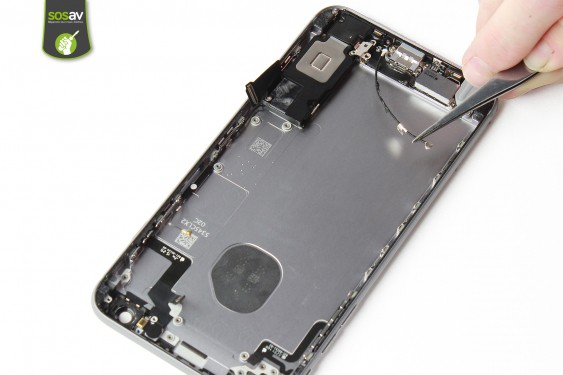 Guide photos remplacement câble d'interconnexion iPhone 6S Plus (Etape 42 - image 4)