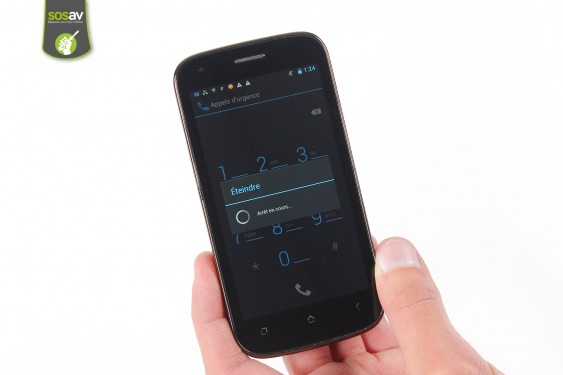 Guide photos remplacement coque arrière Wiko Cink Peax 2 (Etape 1 - image 4)