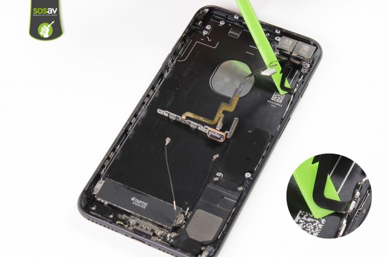 Guide photos remplacement nappe power, vibreur, volume, flash et micro externe iPhone 7 Plus (Etape 35 - image 3)