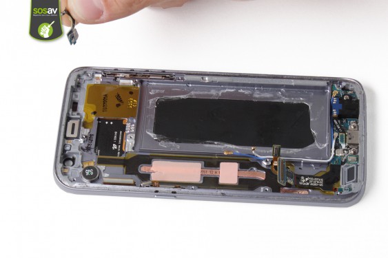Guide photos remplacement connecteur de charge Samsung Galaxy S7 (Etape 28 - image 3)
