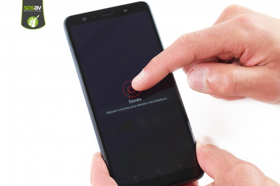 Guide photos remplacement connecteur de charge Galaxy A7 (2018) (Etape 1 - image 3)