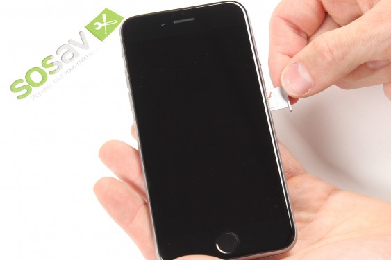 Guide photos remplacement ecran lcd iPhone 6 (Etape 2 - image 3)