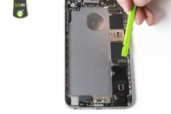 Guide photos remplacement nappe power / flash / micro externe iPhone 6S Plus (Etape 32 - image 1)