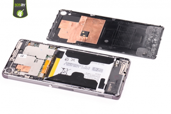 Guide photos remplacement batterie Xperia XA  (Etape 4 - image 1)