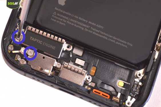 Guide photos remplacement batterie iPhone 15 Pro (Etape 8 - image 1)