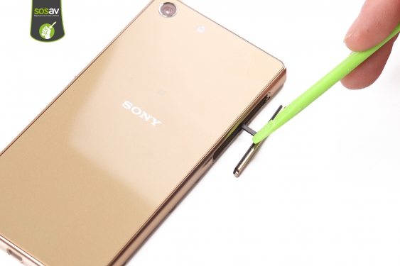 Guide photos remplacement batterie Xperia M5 (Etape 2 - image 3)