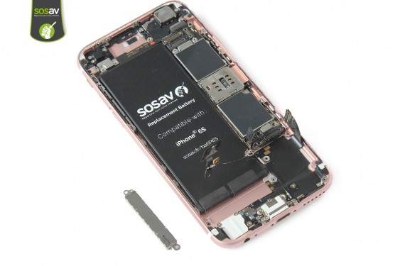 Guide photos remplacement connecteur de charge, prise jack et micro iPhone 6S (Etape 19 - image 3)