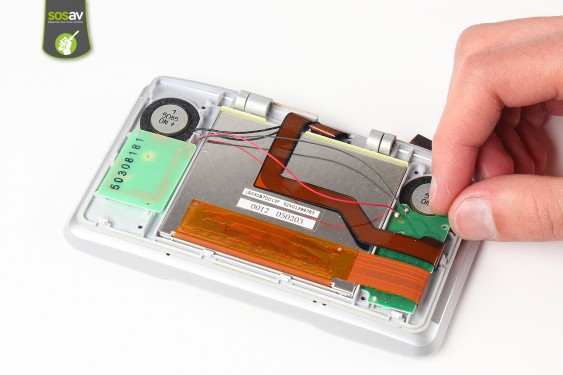 Guide photos remplacement nappe de liaison de la partie supérieure Nintendo DS (Etape 24 - image 2)