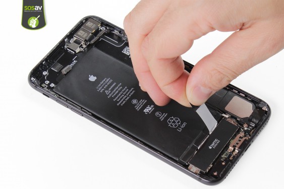 Guide photos remplacement nappe power, vibreur, volume, flash et micro externe iPhone 7 Plus (Etape 25 - image 4)