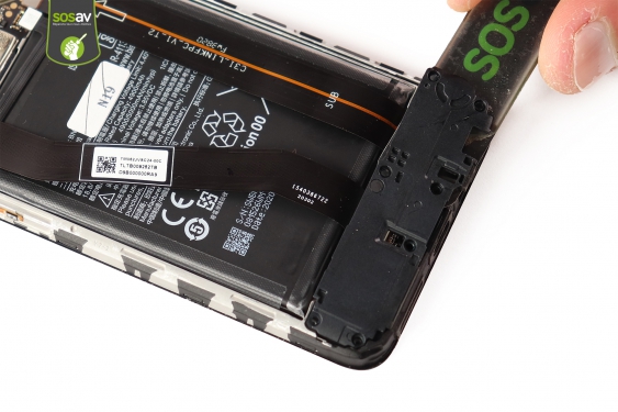 Guide photos remplacement nappe de liaison connecteur de charge Xiaomi Redmi 8 (Etape 12 - image 3)