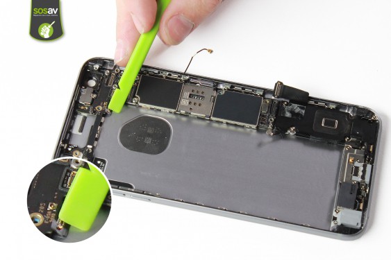 Guide photos remplacement connecteur de charge iPhone 6S Plus (Etape 37 - image 4)