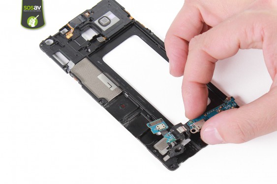 Guide photos remplacement nappe connecteur de charge Samsung Galaxy A7 (Etape 38 - image 3)