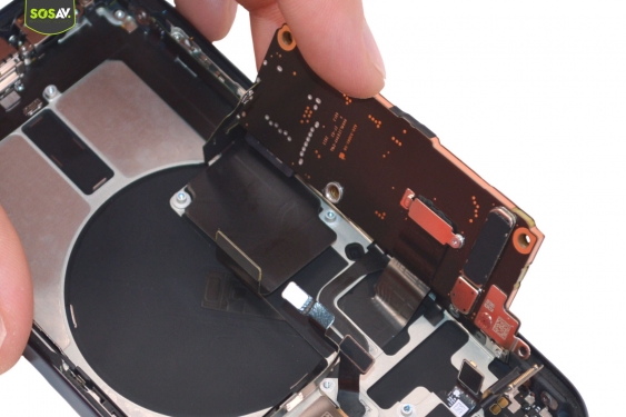 Guide photos remplacement connecteur de charge iPhone 15 Pro (Etape 17 - image 3)