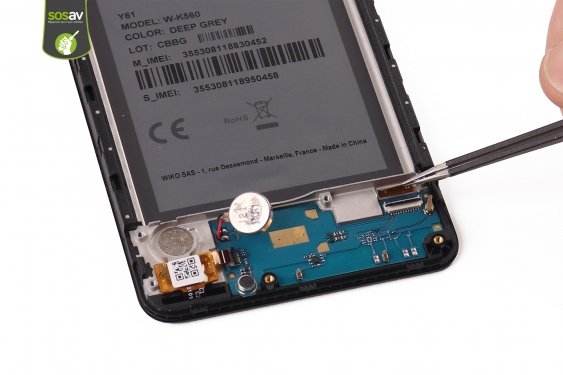 Guide photos remplacement connecteur de charge Wiko Y61 (Etape 9 - image 4)