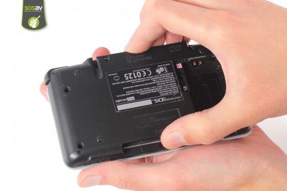 Guide photos remplacement coque arrière Nintendo DS (Etape 4 - image 3)