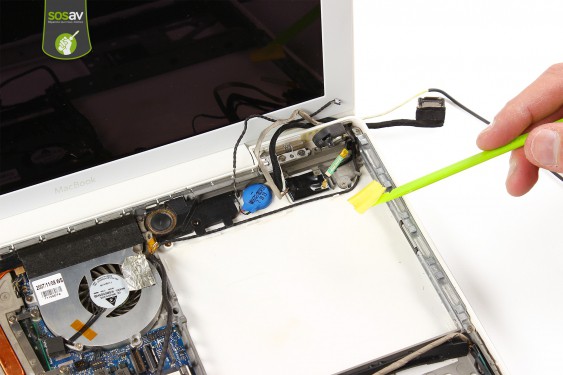 Guide photos remplacement antenne bluetooth Macbook Core 2 Duo (A1181 / EMC2200) (Etape 20 - image 3)