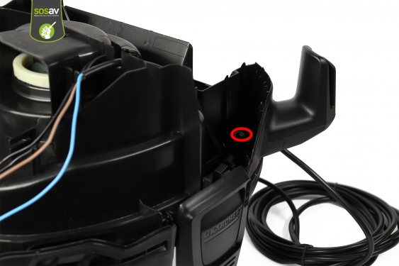 Guide photos remplacement câble d'alimentation Karcher WD4 premium (Etape 11 - image 1)