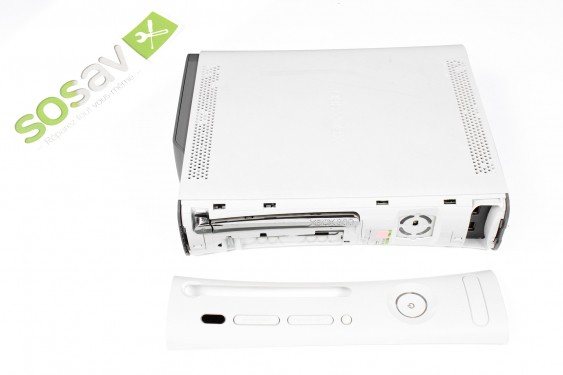 Guide photos remplacement bouton d'éjection du lecteur dvd Xbox 360 (Etape 2 - image 2)