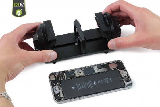 Guide photos remplacement redresser un châssis iphone Compétences smartphone (Etape 2 - image 1)