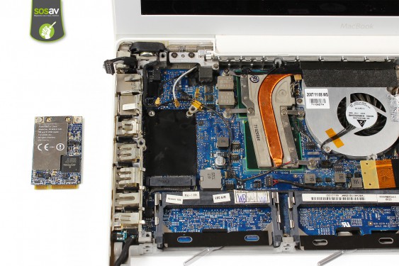Guide photos remplacement connecteur batterie Macbook Core 2 Duo (A1181 / EMC2200) (Etape 13 - image 3)