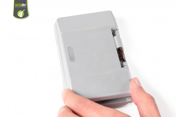 Guide photos remplacement haut-parleur droit Nintendo DS (Etape 23 - image 1)