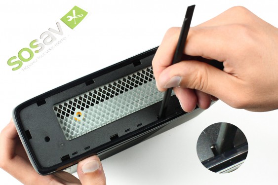 Guide photos remplacement câble d'alimentation du lecteur dvd Xbox 360 S (Etape 15 - image 4)