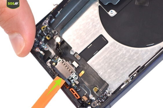 Guide photos remplacement connecteur de charge iPhone 15 Pro (Etape 25 - image 3)