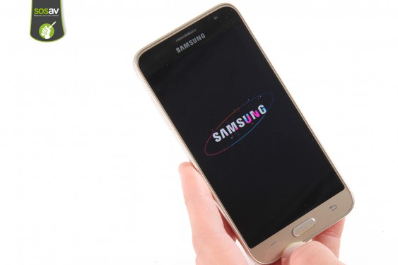Guide photos remplacement carte mère Samsung Galaxy J3 2016 (Etape 1 - image 4)