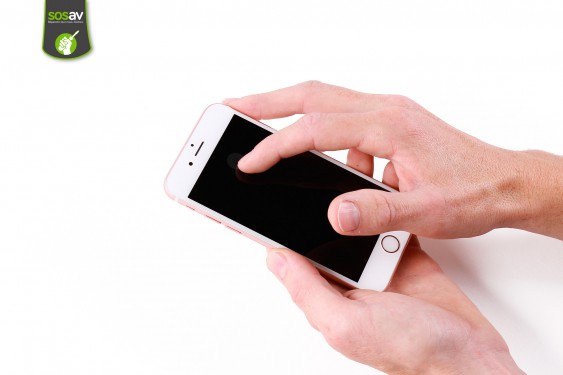 Guide photos remplacement vibreur iPhone 6S (Etape 1 - image 3)