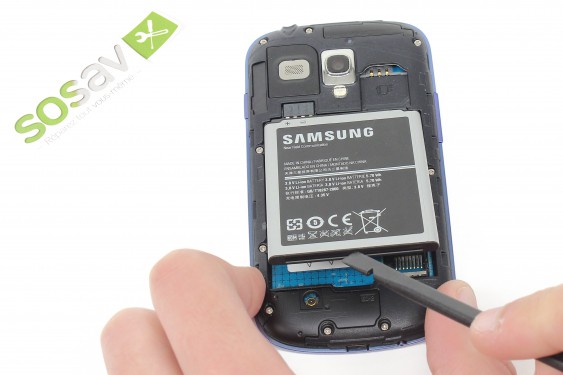 Guide photos remplacement bouton power Samsung Galaxy S3 mini (Etape 3 - image 2)