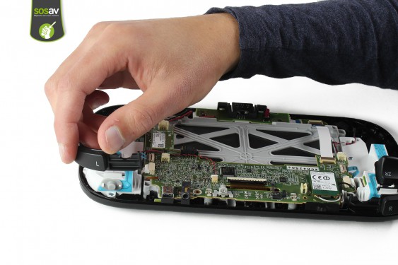 Guide photos remplacement flèche directionnelle gauche Gamepad Wii U (Etape 15 - image 2)