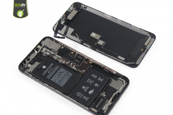 Guide photos remplacement nappe power et flash iPhone XS Max (Etape 13 - image 4)