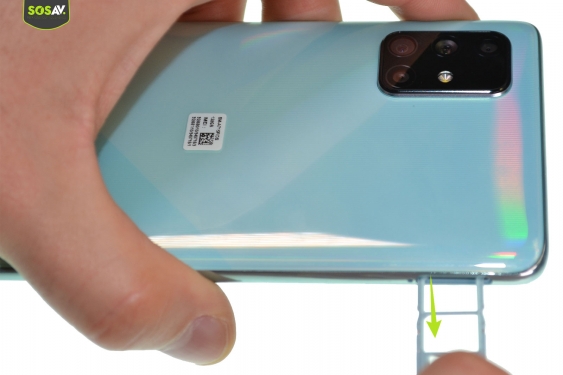 Guide photos remplacement connecteur de charge Galaxy A71 (Etape 2 - image 2)