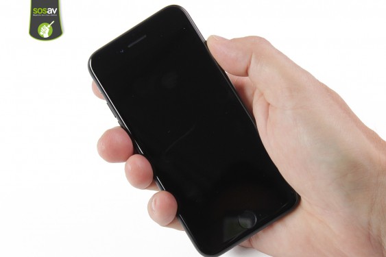 Guide photos remplacement nappe power, vibreur, volume, flash et micro externe iPhone 7 (Etape 1 - image 4)