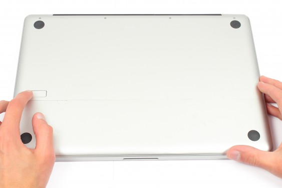 Guide photos remplacement indicateur de niveau de batterie MacBook Pro 15" Fin 2008 - Début 2009 (Modèle A1286 - EMC 2255) (Etape 1 - image 2)