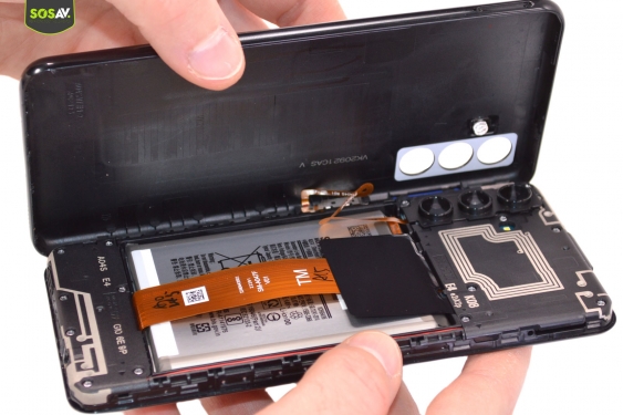 Guide photos remplacement batterie Galaxy A04s (Etape 4 - image 3)
