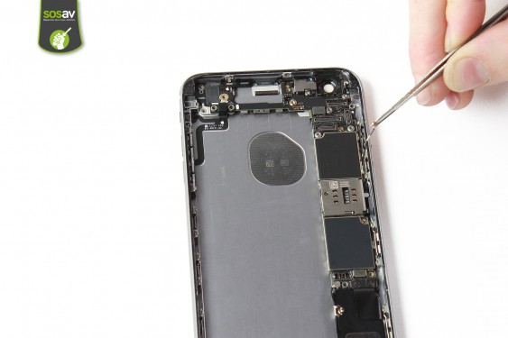 Guide photos remplacement bouton power iPhone 6S Plus (Etape 32 - image 3)