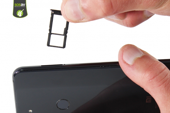 Guide photos remplacement tiroir sim / sd Xiaomi Mi 8 Lite (Etape 2 - image 3)