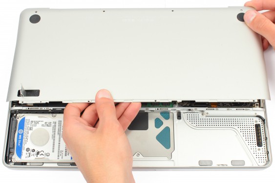 Guide photos remplacement indicateur de niveau de batterie MacBook Pro 15" Fin 2008 - Début 2009 (Modèle A1286 - EMC 2255) (Etape 7 - image 2)